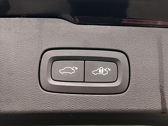 Volvo V60 12 of 30