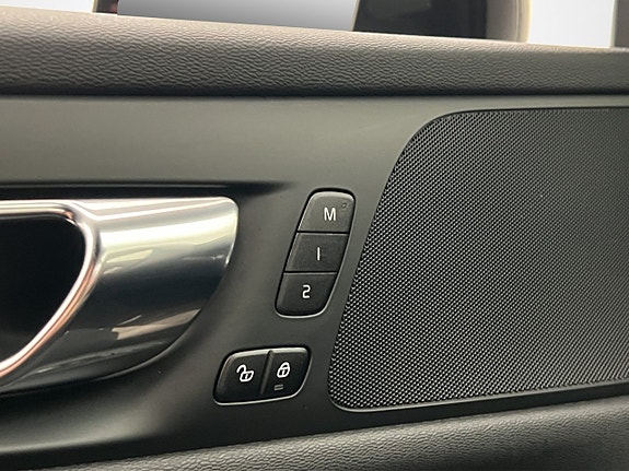 Volvo V60 14 of 30