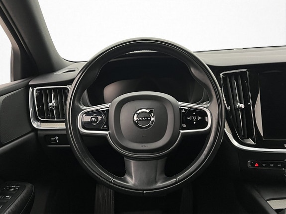 Volvo V60 17 of 30