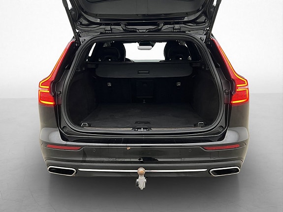 Volvo V60 11 of 30