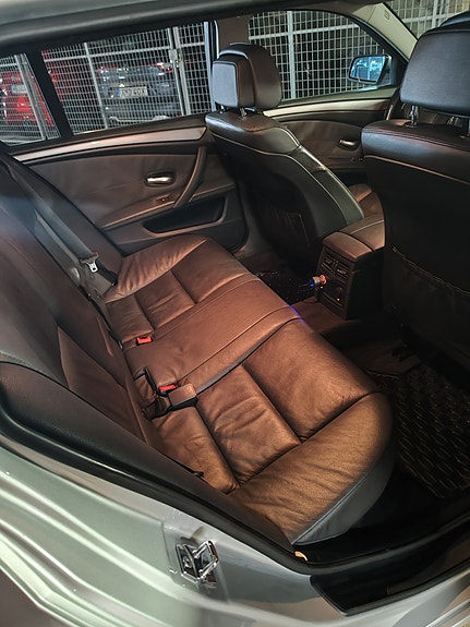 BMW 520d 6 of 11