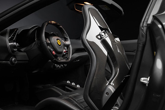 Ferrari 488 Spider 11 of 25