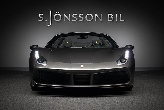Ferrari 488 Spider 6 of 25