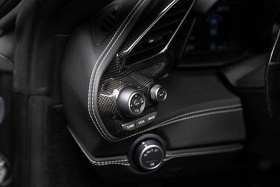 Ferrari 488 Spider 19 of 25