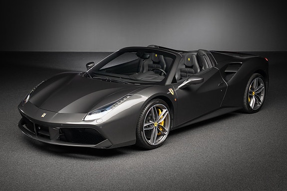 Ferrari 488 Spider 5 of 5