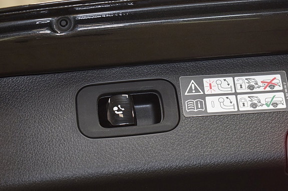 Mercedes-Benz C300 d 24 of 30