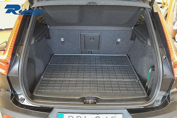 Volvo EX40 24 of 25