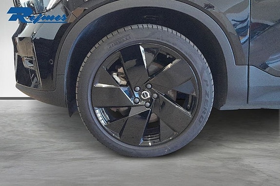 Volvo EX40 23 of 25