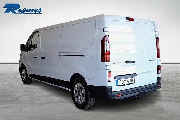 Renault Trafic 4 of 5