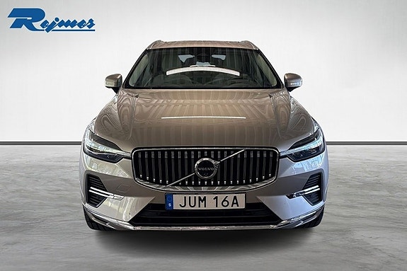 Volvo XC60 3 of 5