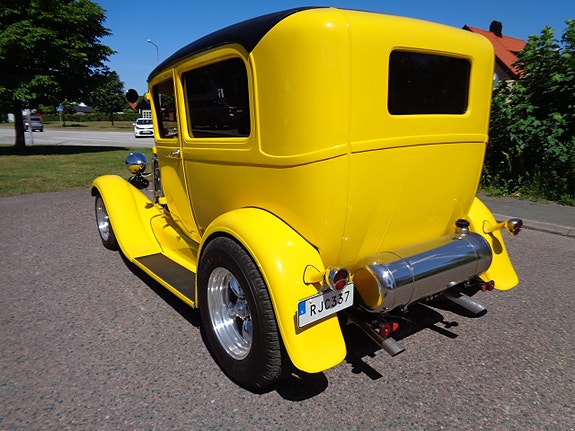 Ford Model A 4 of 22