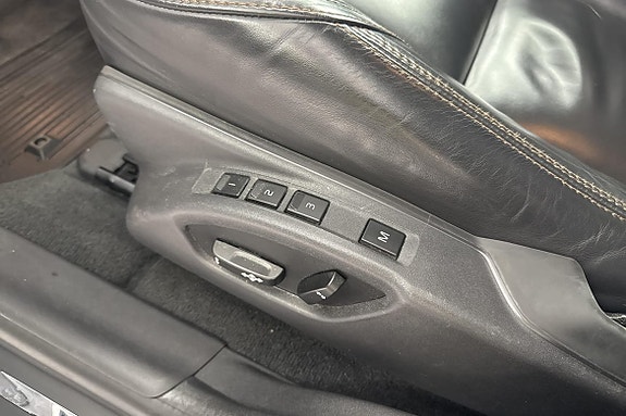 Volvo XC60 8 of 21