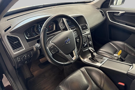 Volvo XC60 7 of 21