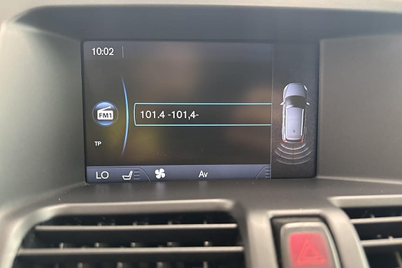 Volvo XC60 15 of 21
