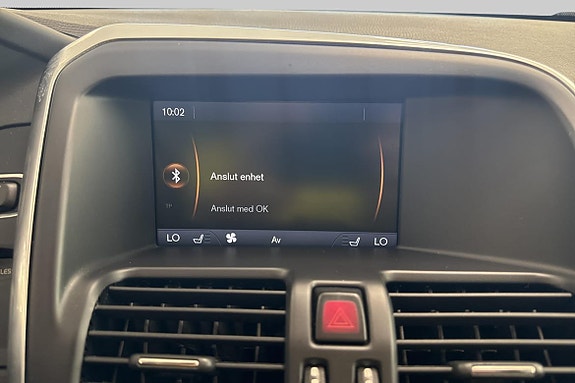 Volvo XC60 16 of 21