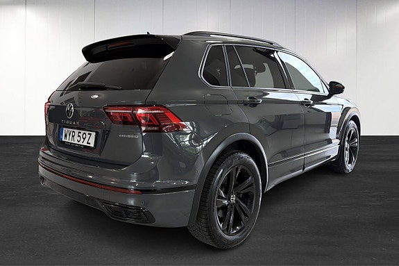 Volkswagen Tiguan 4 of 5