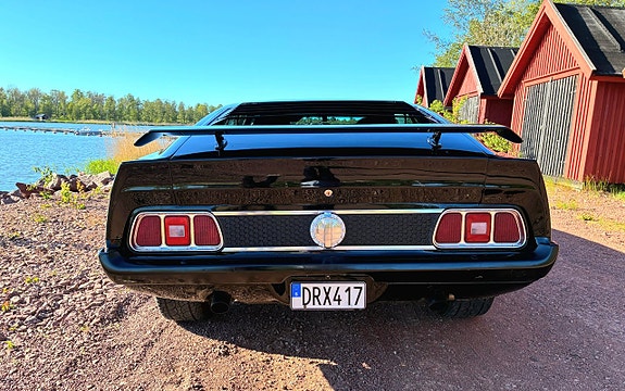 Ford Mustang 5 of 12