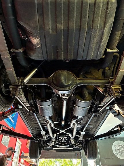 Ford Mustang 9 of 12
