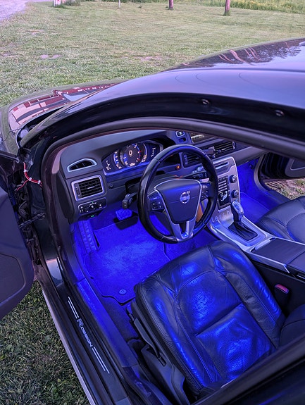 Volvo V70 5 of 5