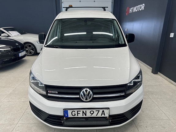Volkswagen Caddy Maxi 3 of 5