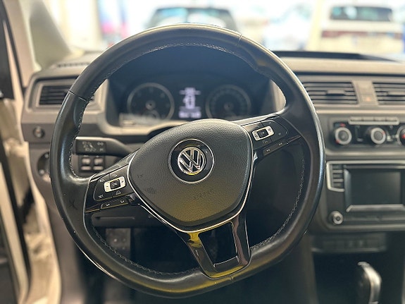 Volkswagen Caddy Maxi 17 of 21