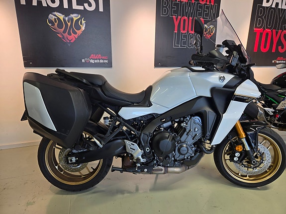 Yamaha TRACER 900 GT 2 of 3
