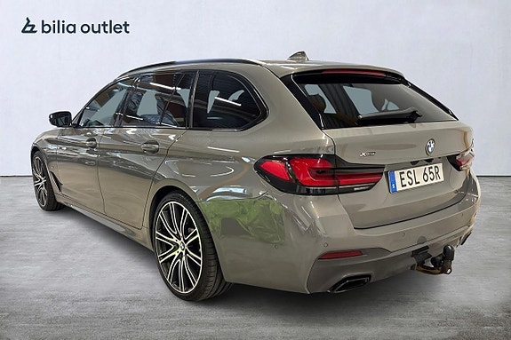BMW 520d 2 of 5
