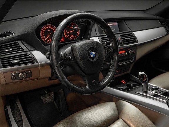 BMW X5 9 of 19