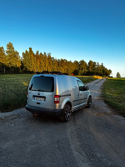 Volkswagen Caddy 3 of 5