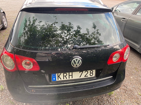 Volkswagen Passat 3 of 5