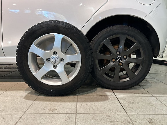 Mazda 2 17 of 20