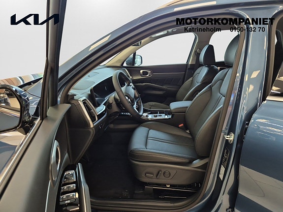 Kia Sorento 8 of 14
