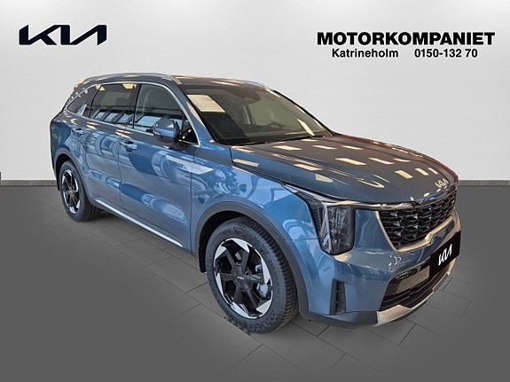 Kia Sorento 3 of 14