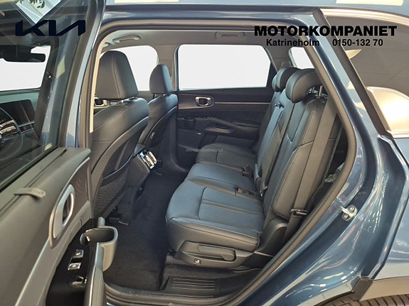 Kia Sorento 9 of 14
