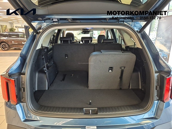 Kia Sorento 14 of 14