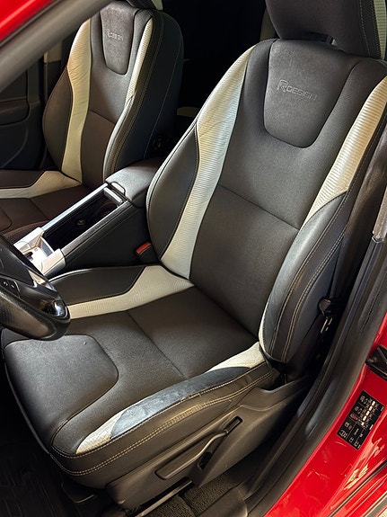 Volvo V60 15 of 23