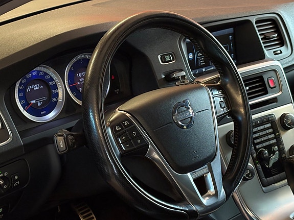 Volvo V60 20 of 23