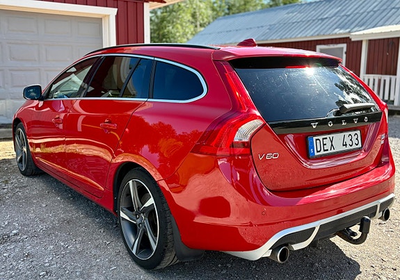 Volvo V60 9 of 23
