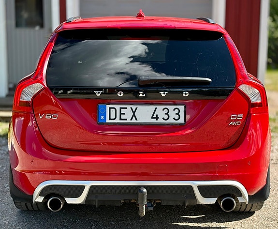 Volvo V60 8 of 23