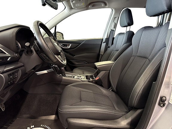 Subaru Forester 2 of 5