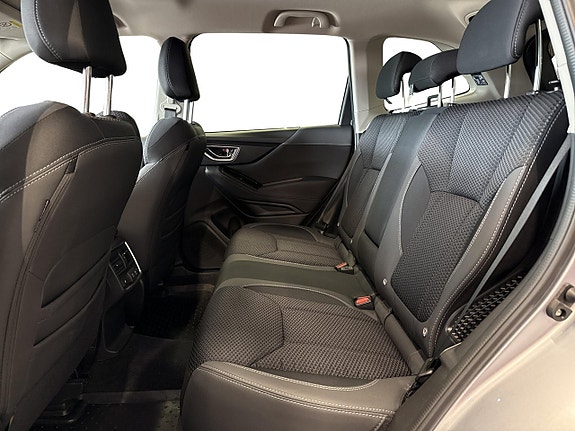 Subaru Forester 4 of 5