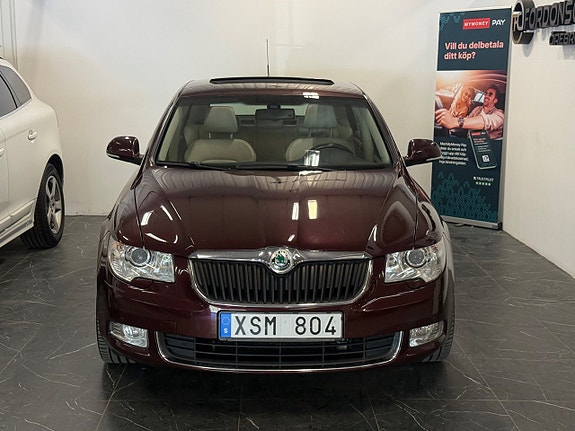 Skoda Superb 2 of 5