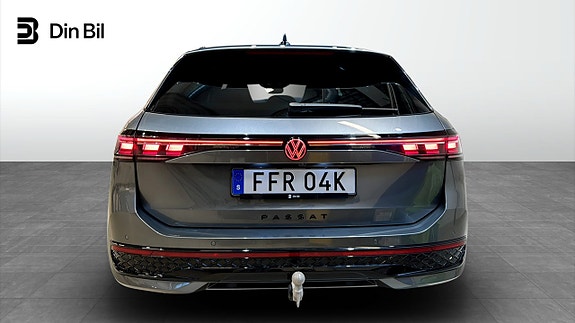 Volkswagen Passat 5 of 5