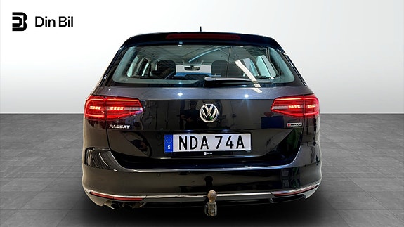 Volkswagen Passat 5 of 5
