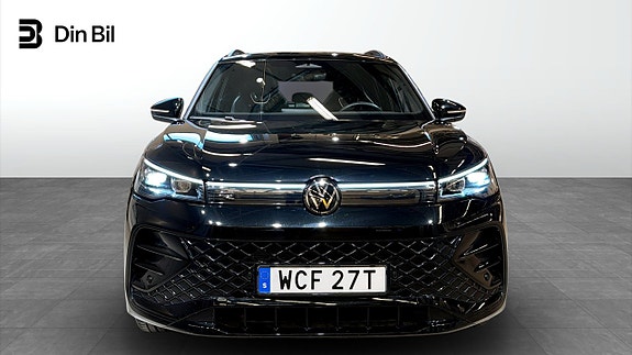 Volkswagen Tiguan 4 of 5