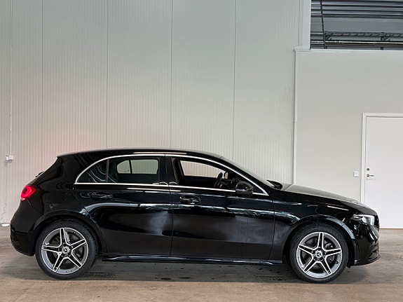 Mercedes-Benz A250 e 2 of 5