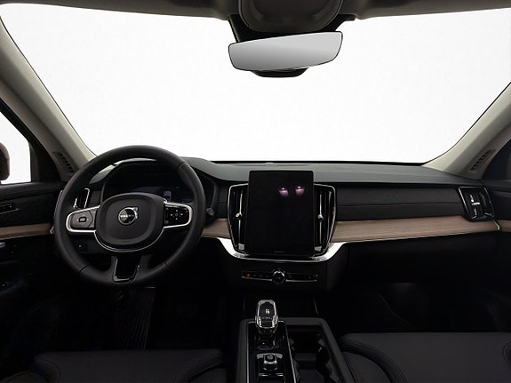 Volvo XC90 18 of 30