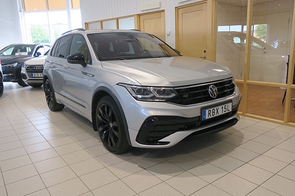 Volkswagen Tiguan 2 of 5