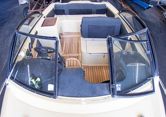 Askeladden Z7 2007 (uttagen 2010) Mercruiser 5.0 MPI 2 of 5