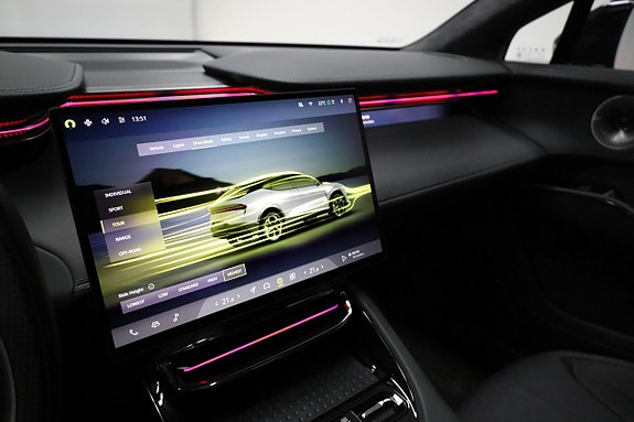 Lotus Eletre 23 of 29